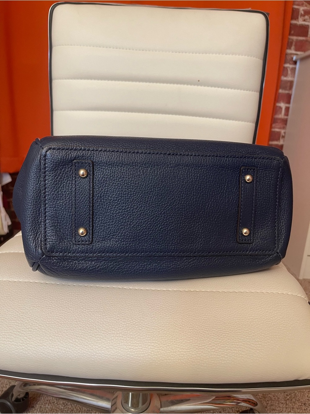Dooney & Bourke Pebble Grain Leather Bag from the Dillon Collection - Picture 3 of 8